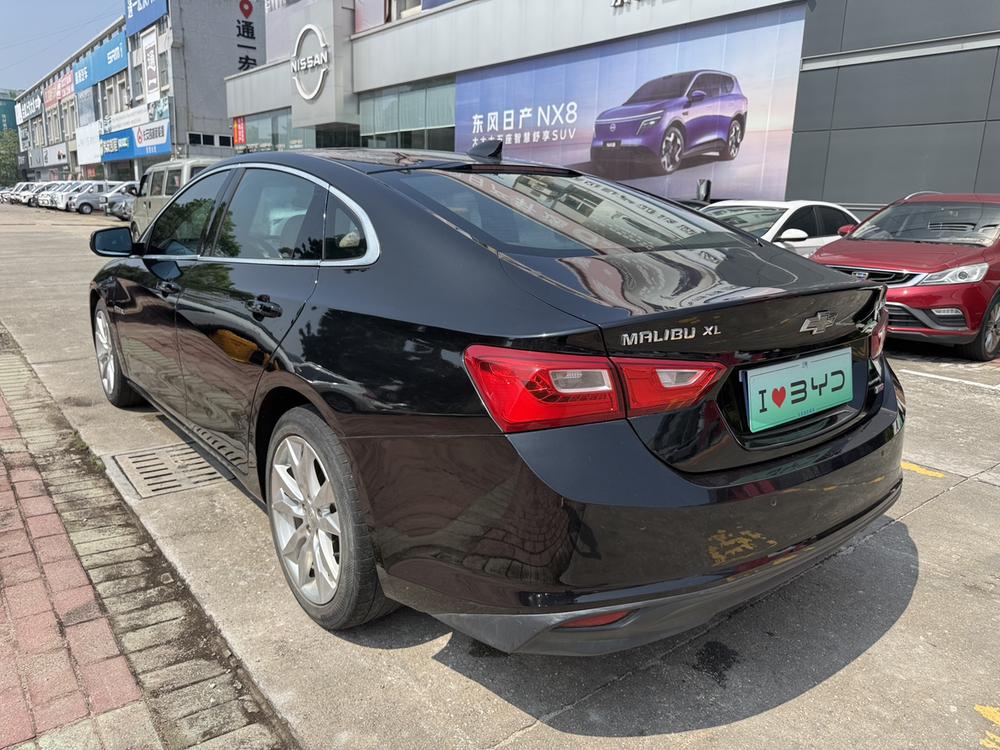 Chevrolet Malibu XL