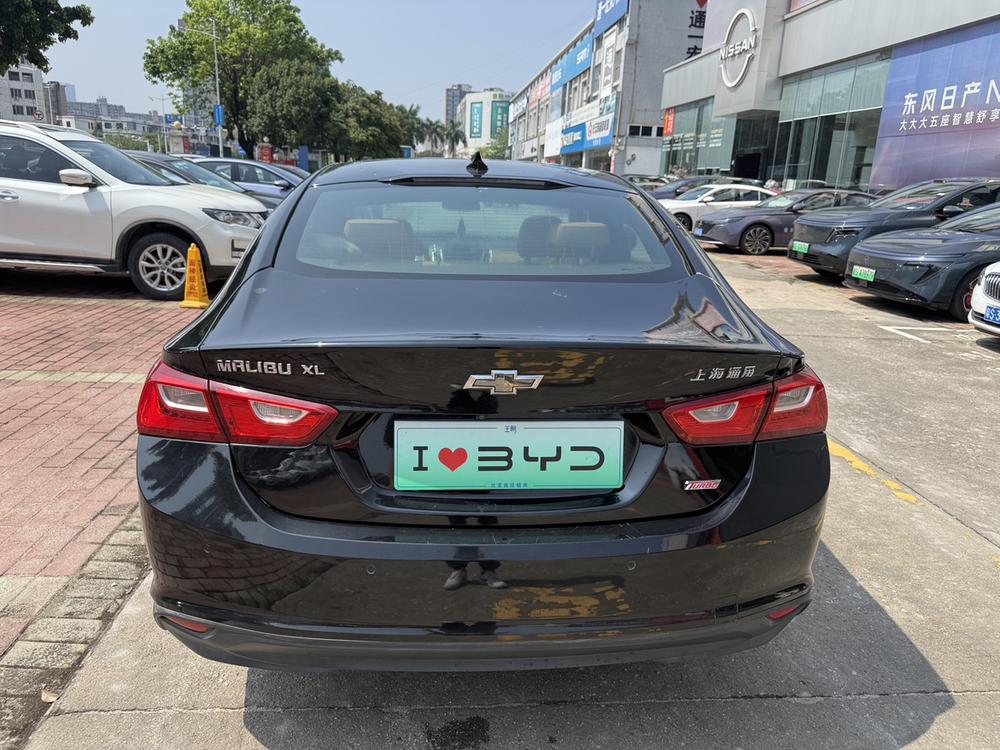 Chevrolet Malibu XL
