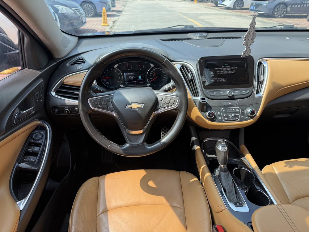 Chevrolet Malibu XL