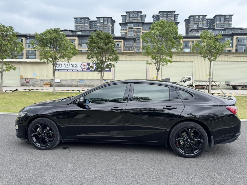 Chevrolet Malibu XL