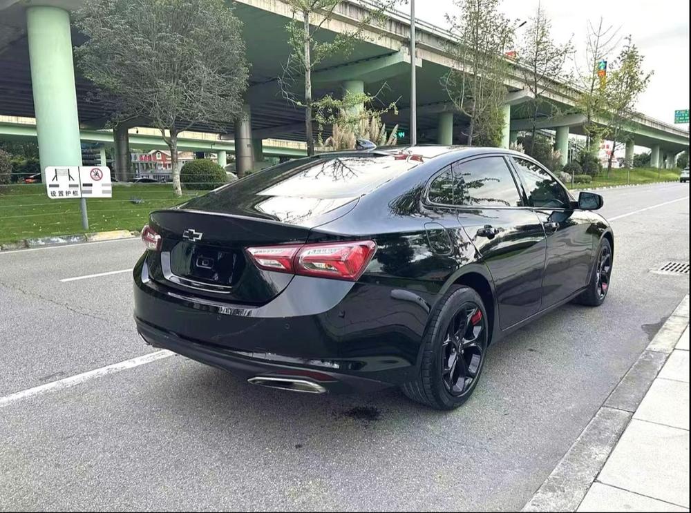 Chevrolet Malibu XL