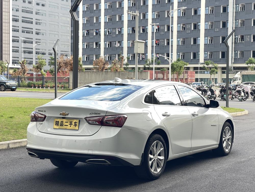 Chevrolet Malibu XL