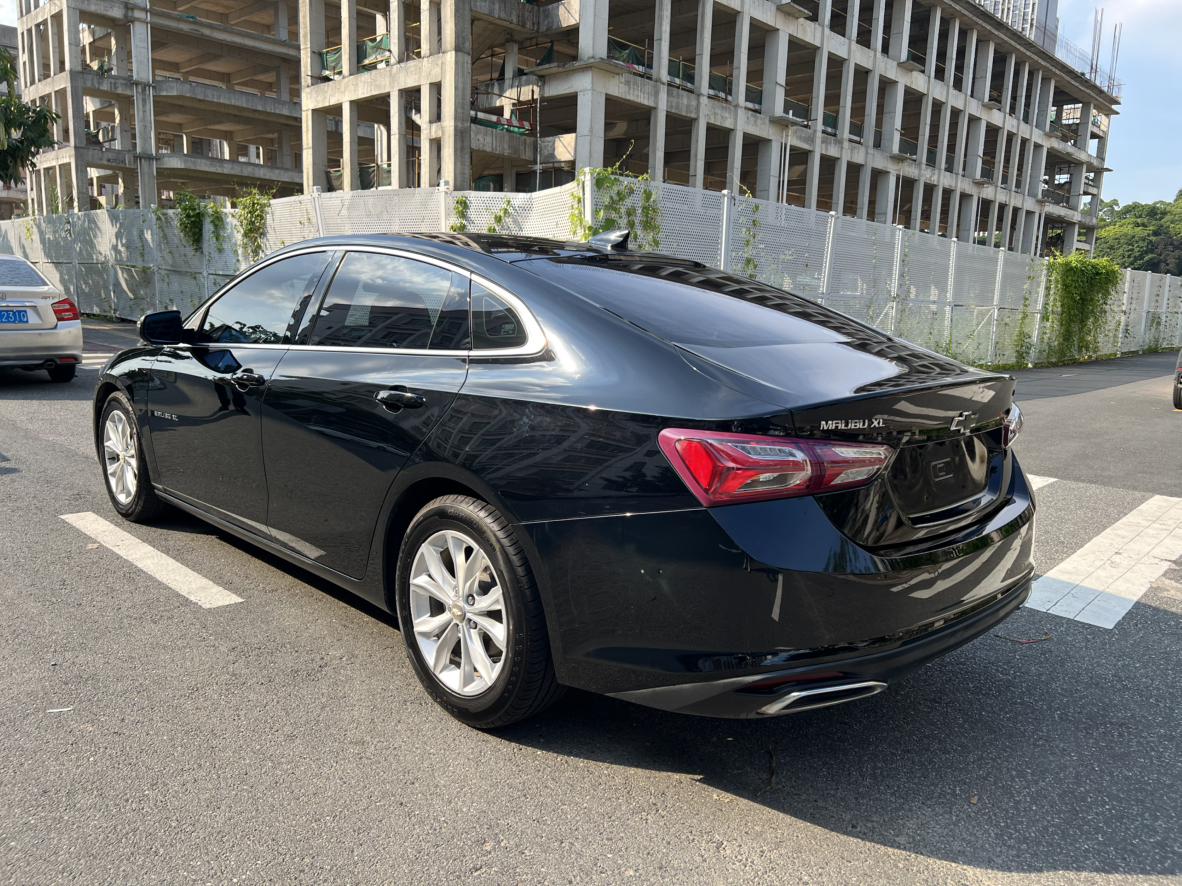 Chevrolet Malibu XL