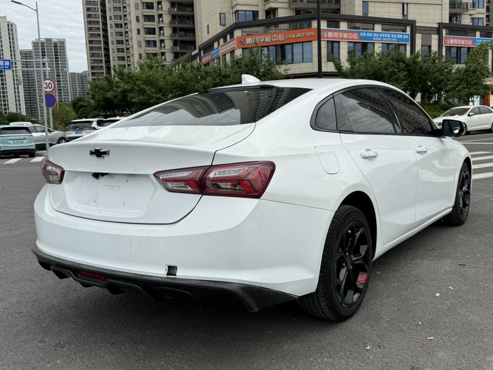 Chevrolet Malibu XL