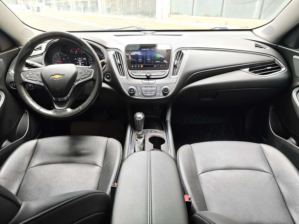 Chevrolet Malibu XL