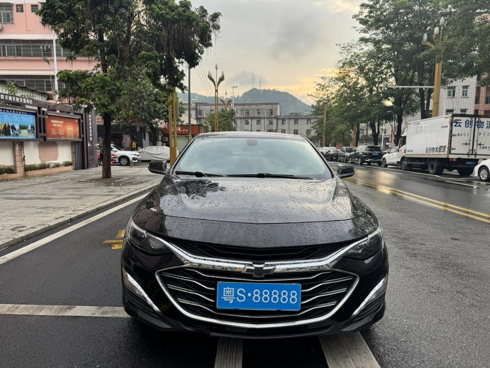 Chevrolet Malibu XL