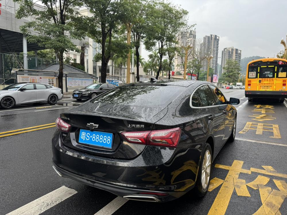 Chevrolet Malibu XL