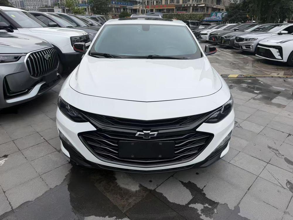 Chevrolet Malibu XL