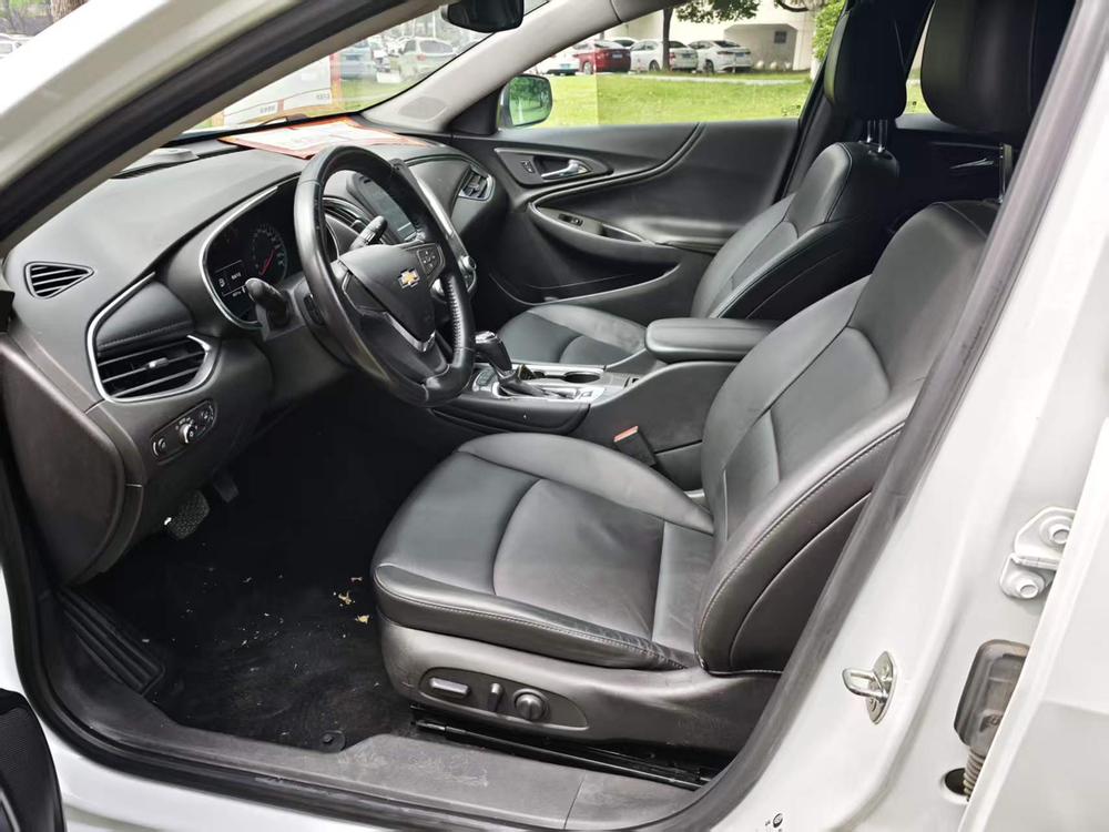 Chevrolet Malibu XL