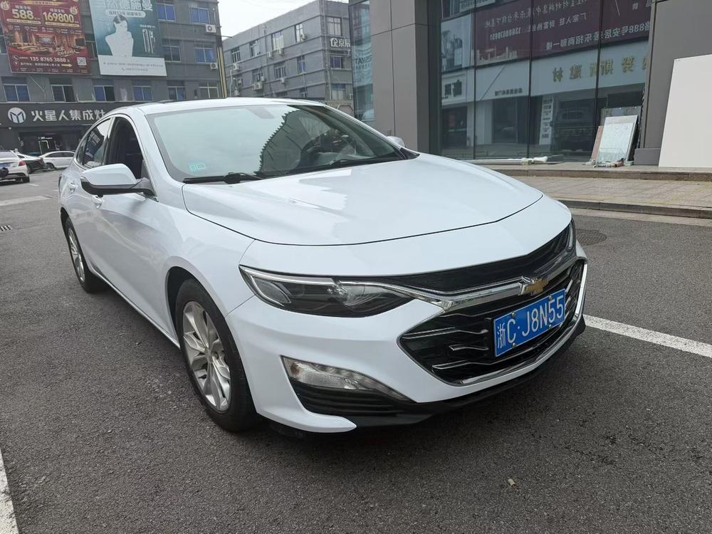 Chevrolet Malibu XL