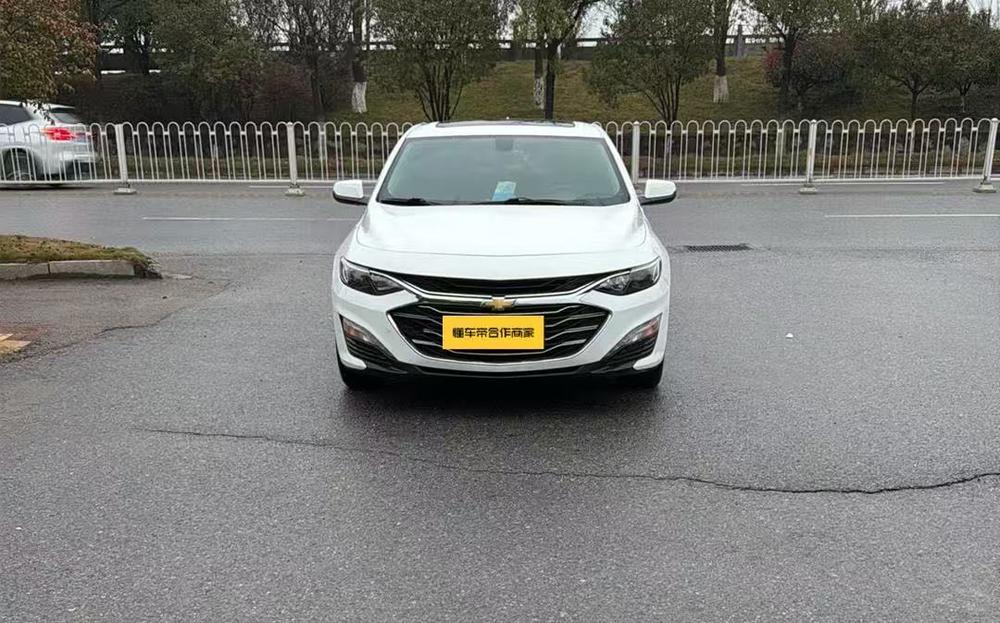 Chevrolet Malibu XL