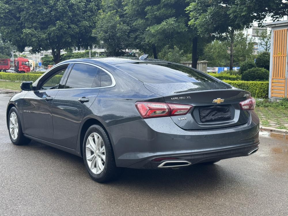 Chevrolet Malibu XL