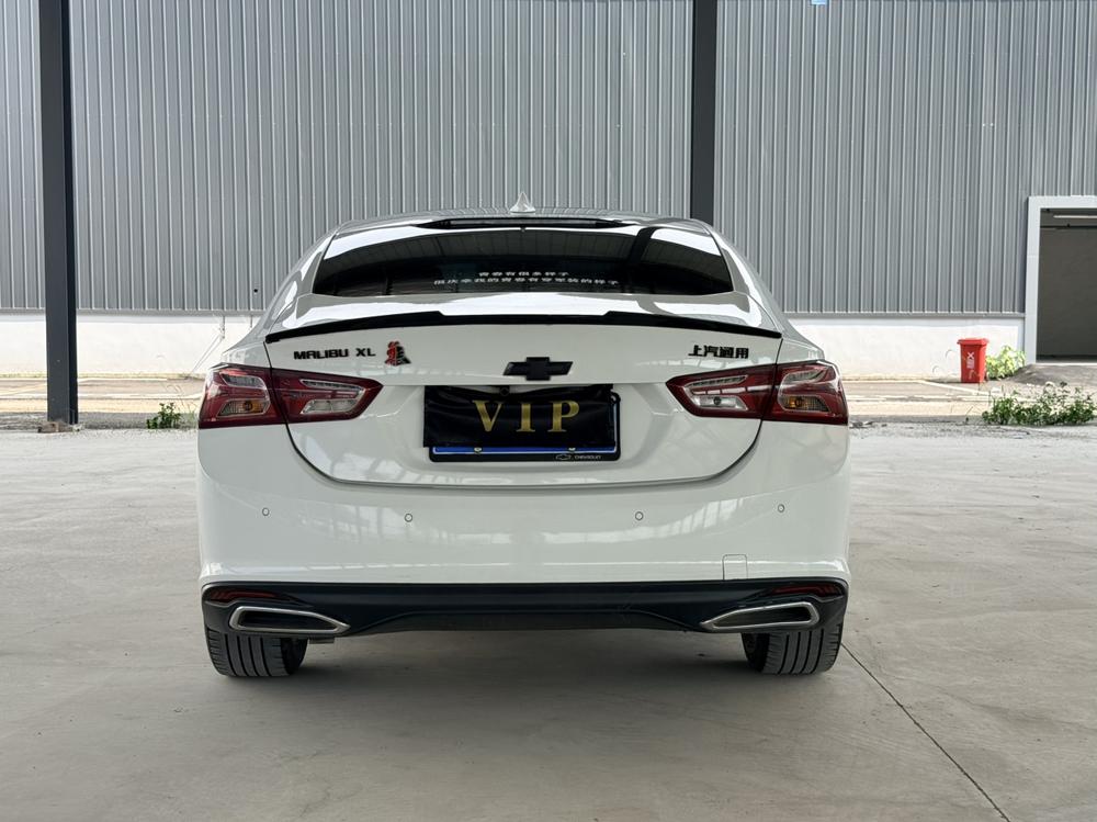 Chevrolet Malibu XL