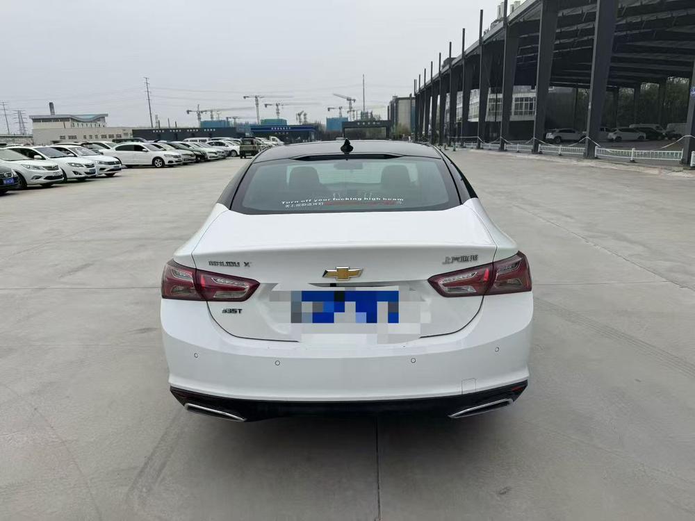 Chevrolet Malibu XL