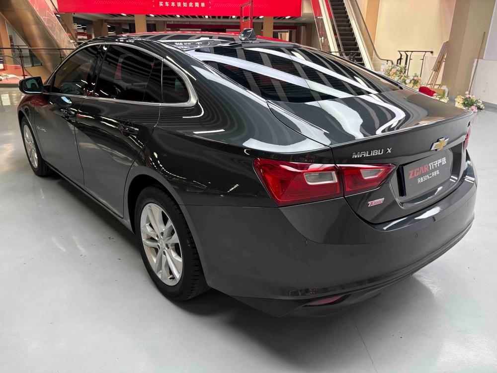 Chevrolet Malibu XL