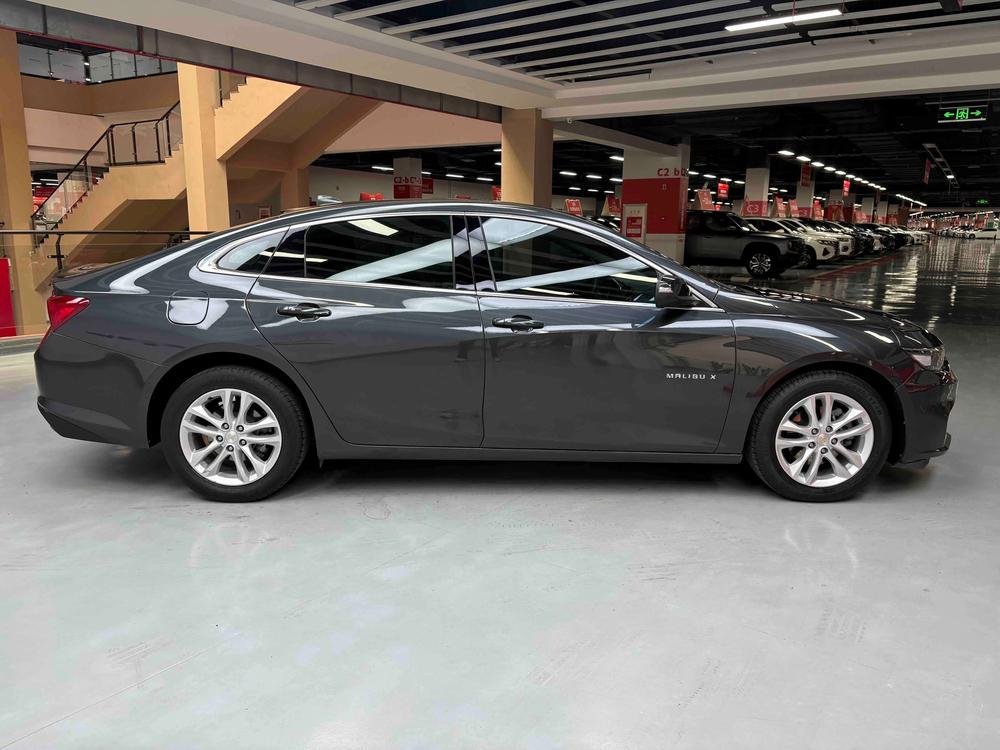 Chevrolet Malibu XL