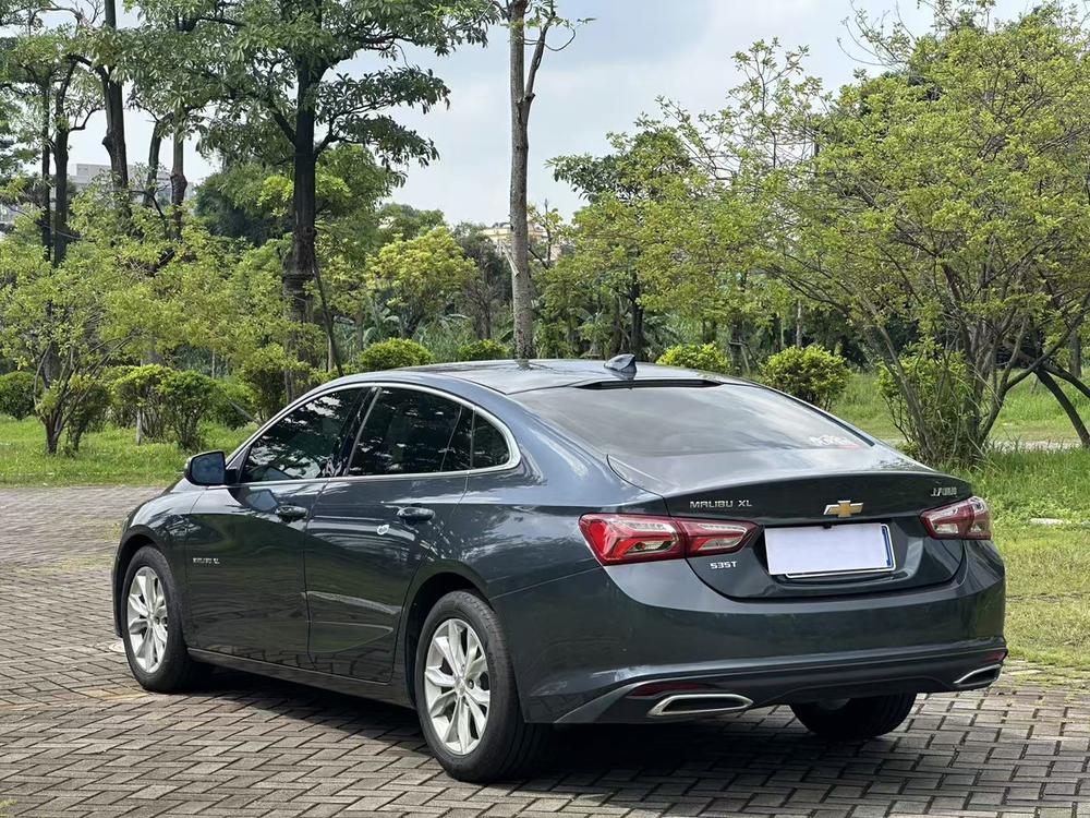 Chevrolet Malibu XL