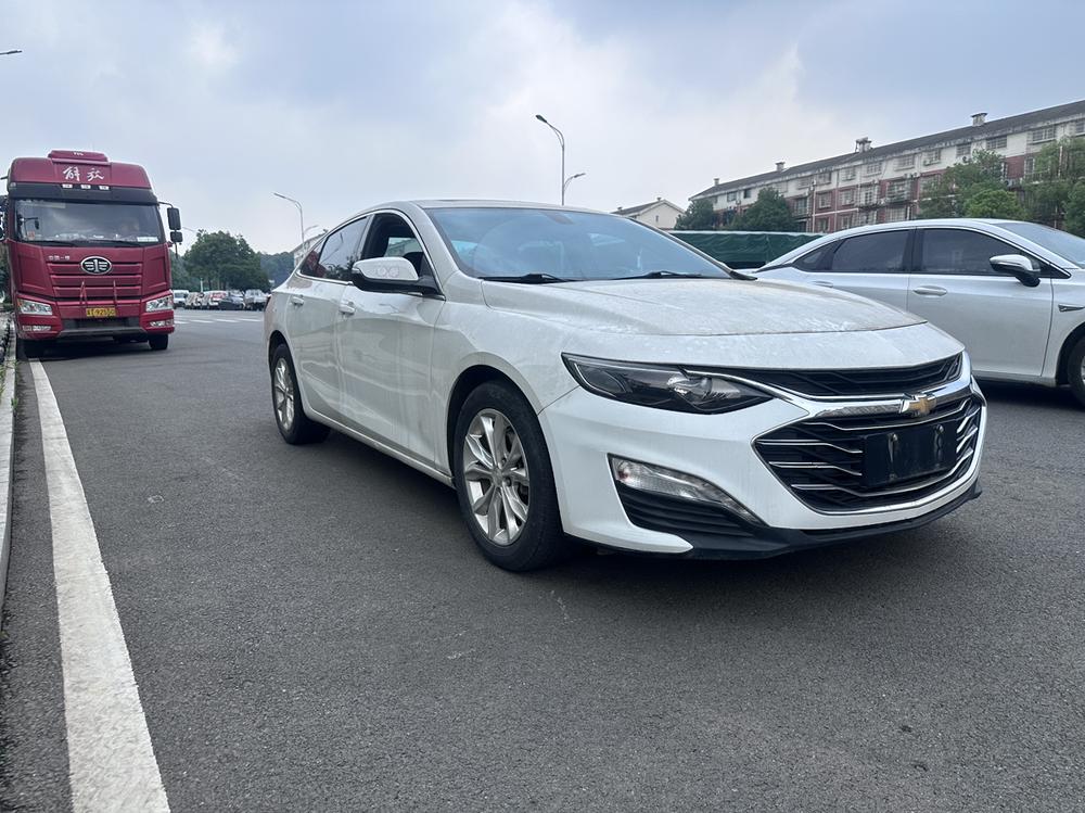 Chevrolet Malibu XL