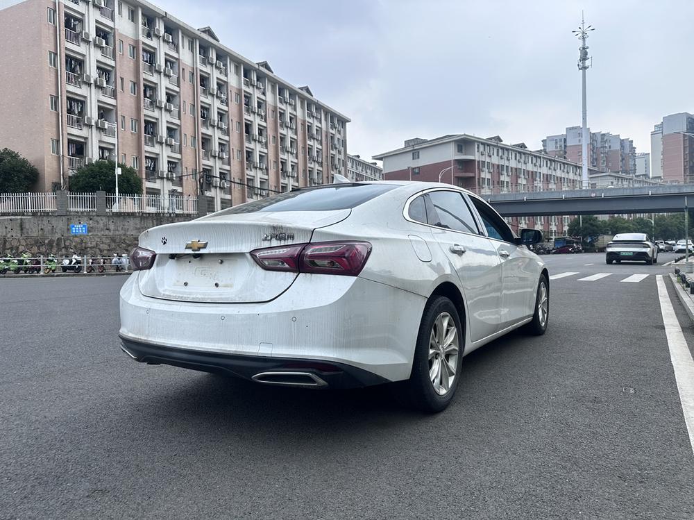 Chevrolet Malibu XL