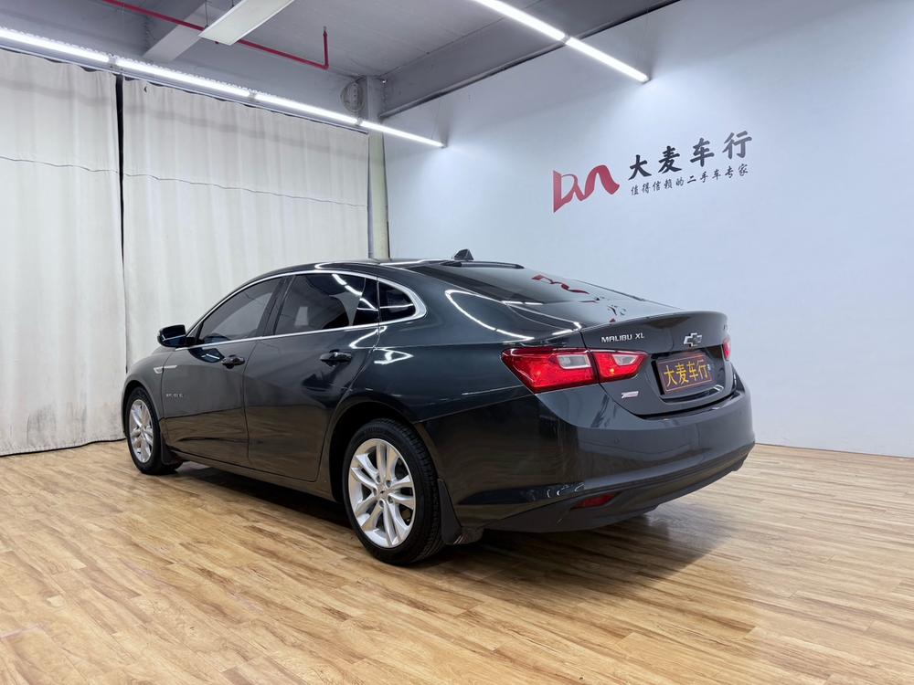 Chevrolet Malibu XL