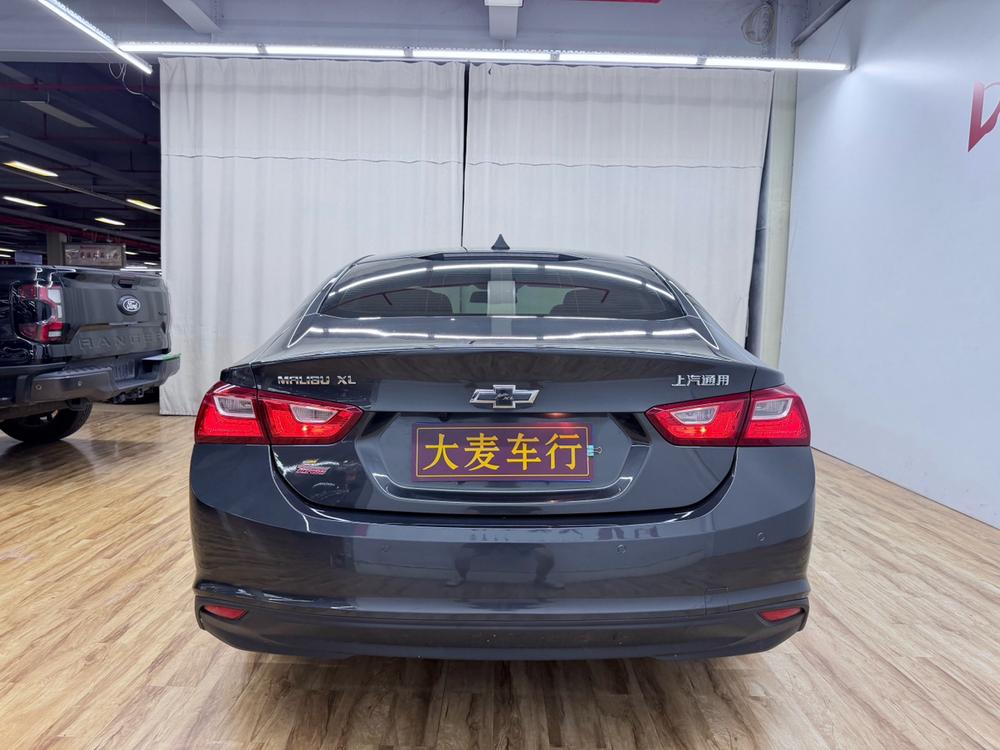 Chevrolet Malibu XL