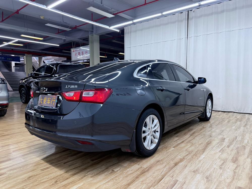 Chevrolet Malibu XL
