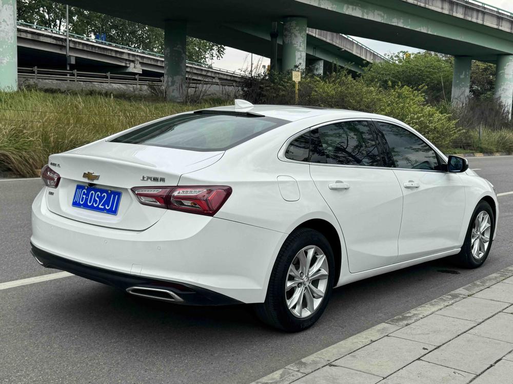Chevrolet Malibu XL