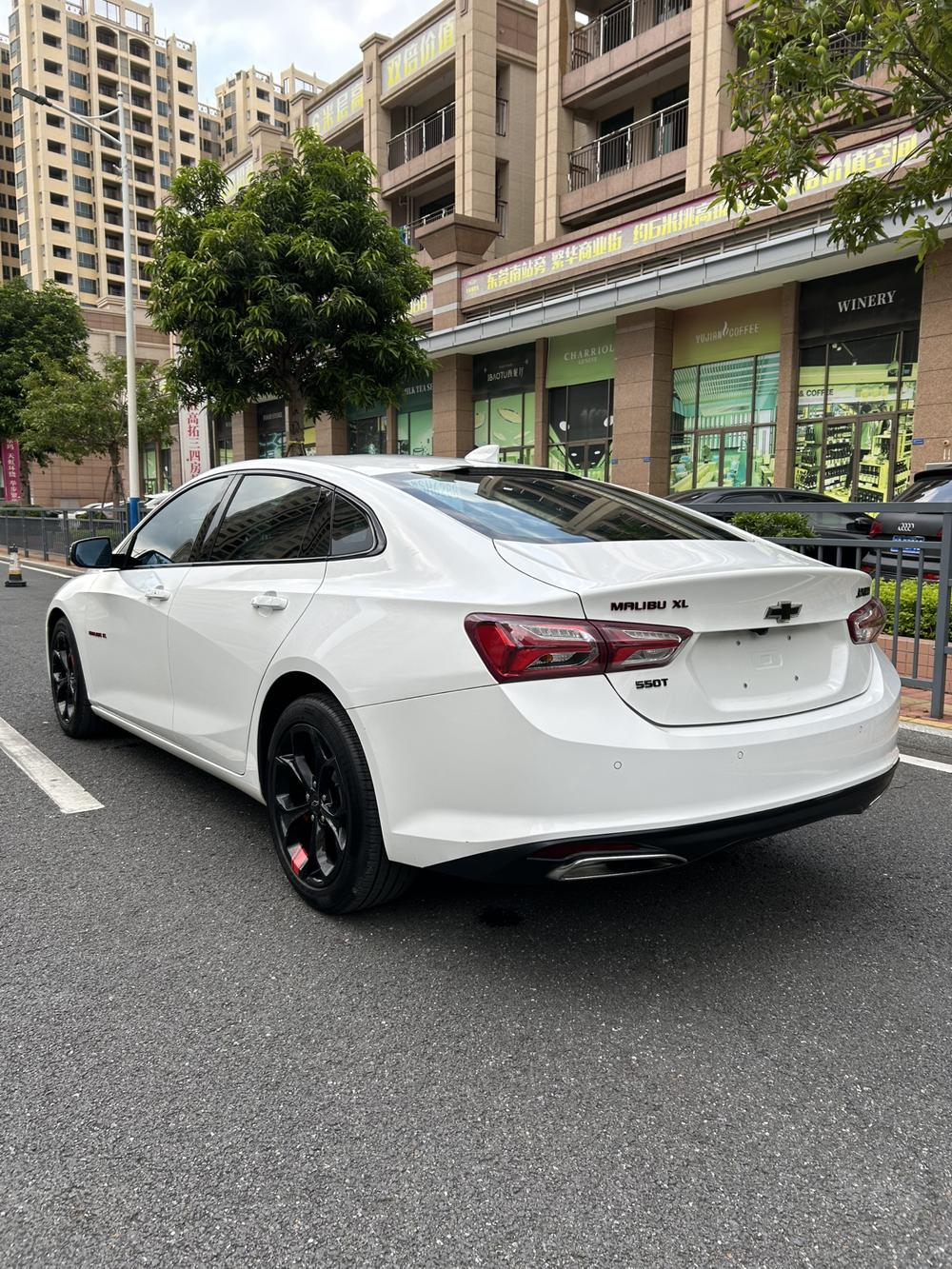 Chevrolet Malibu XL
