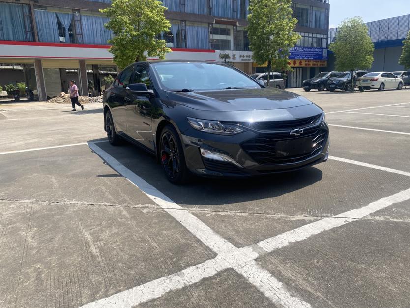 Chevrolet Malibu XL