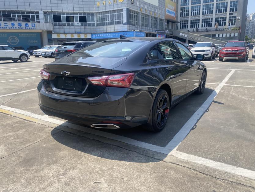 Chevrolet Malibu XL