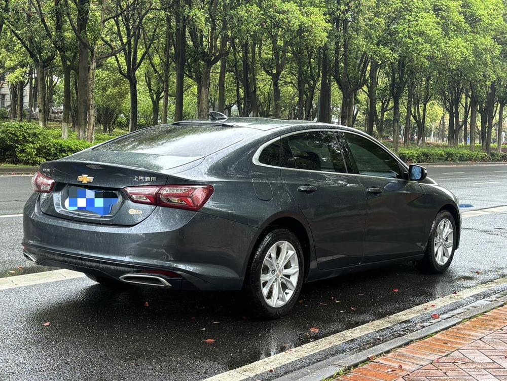 Chevrolet Malibu XL