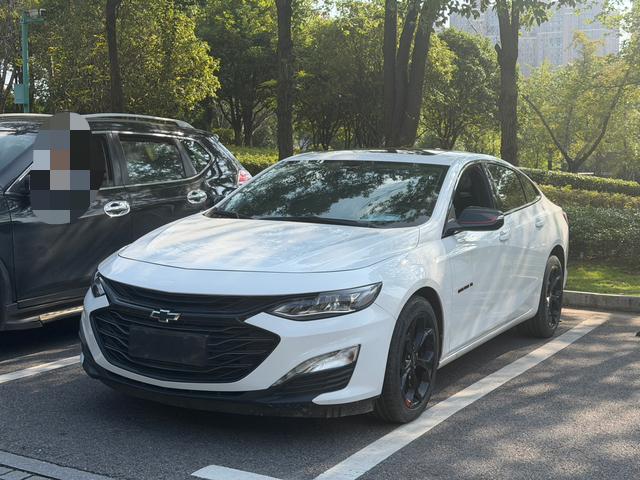 Chevrolet Malibu XL