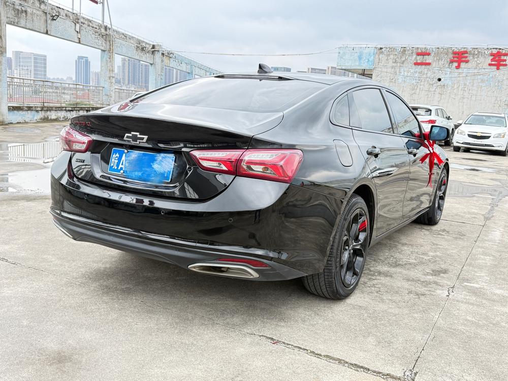 Chevrolet Malibu XL