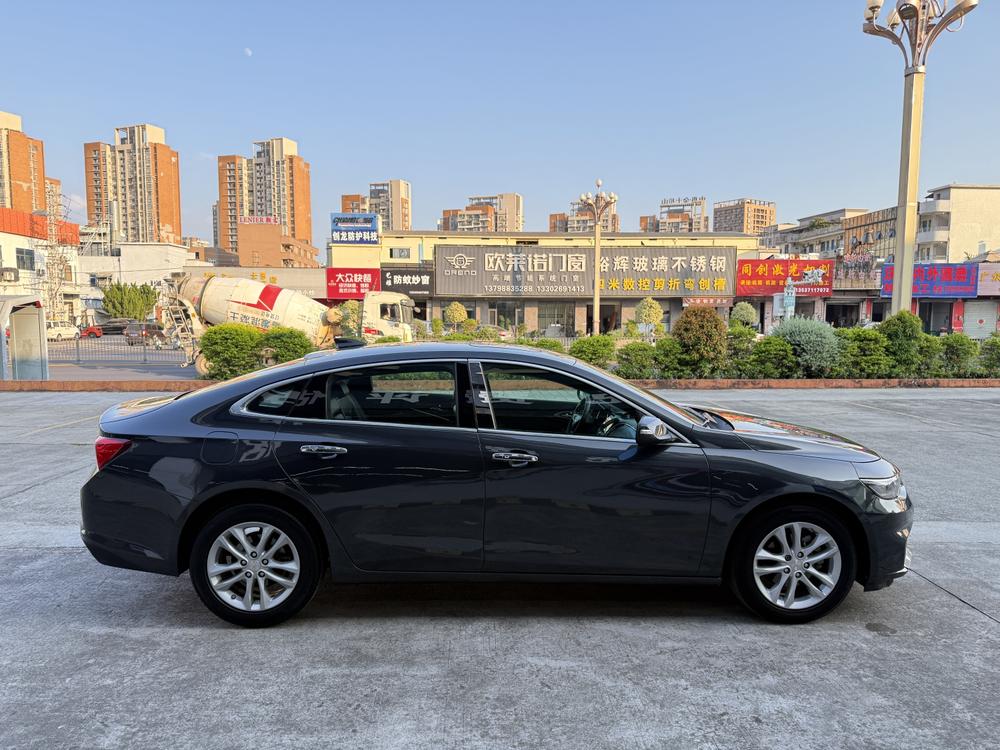 Chevrolet Malibu XL