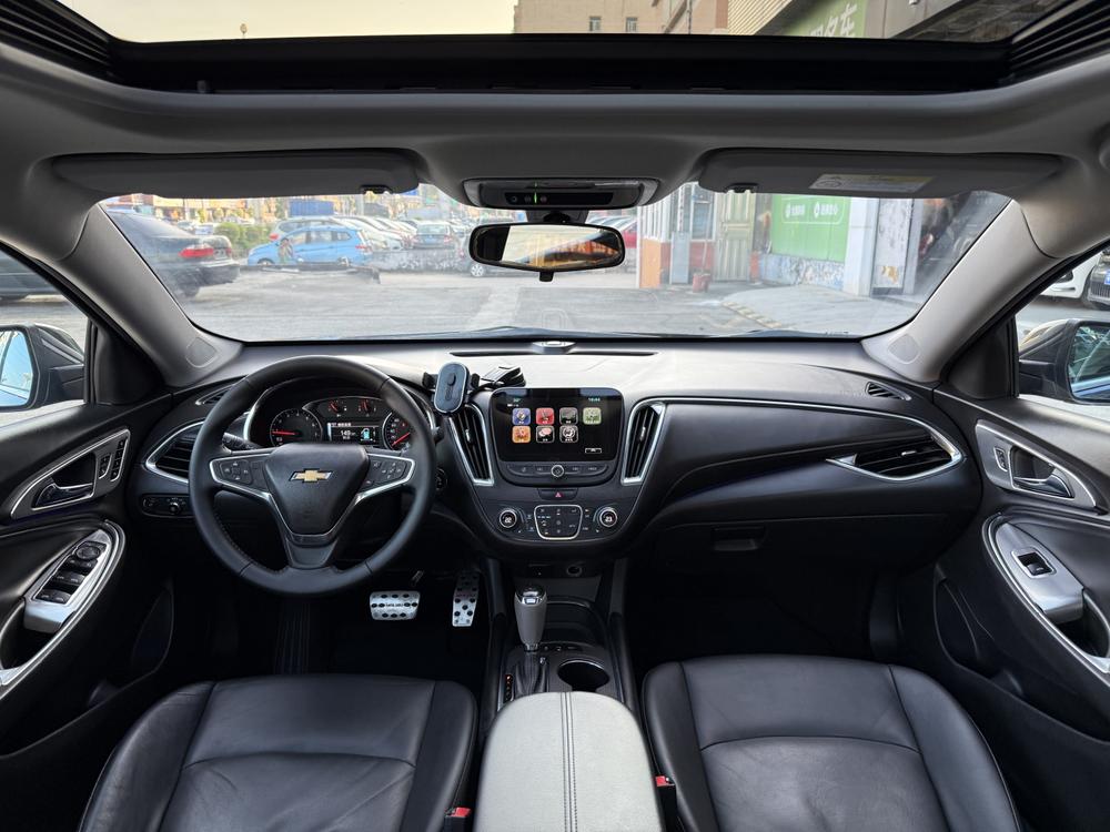 Chevrolet Malibu XL