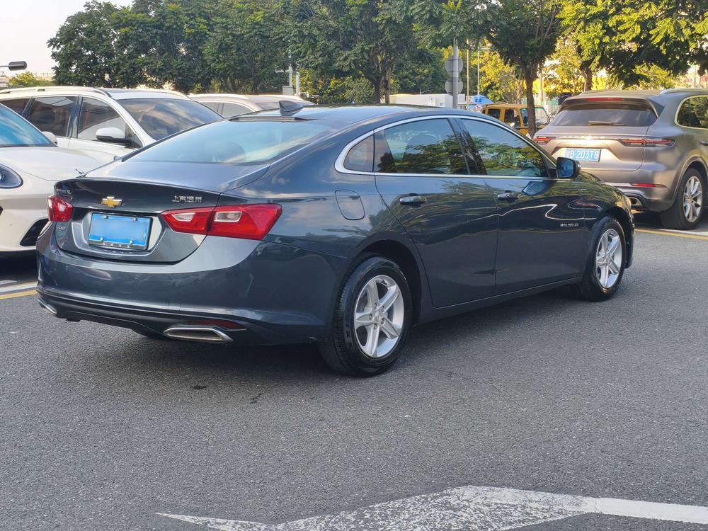 Chevrolet Malibu XL