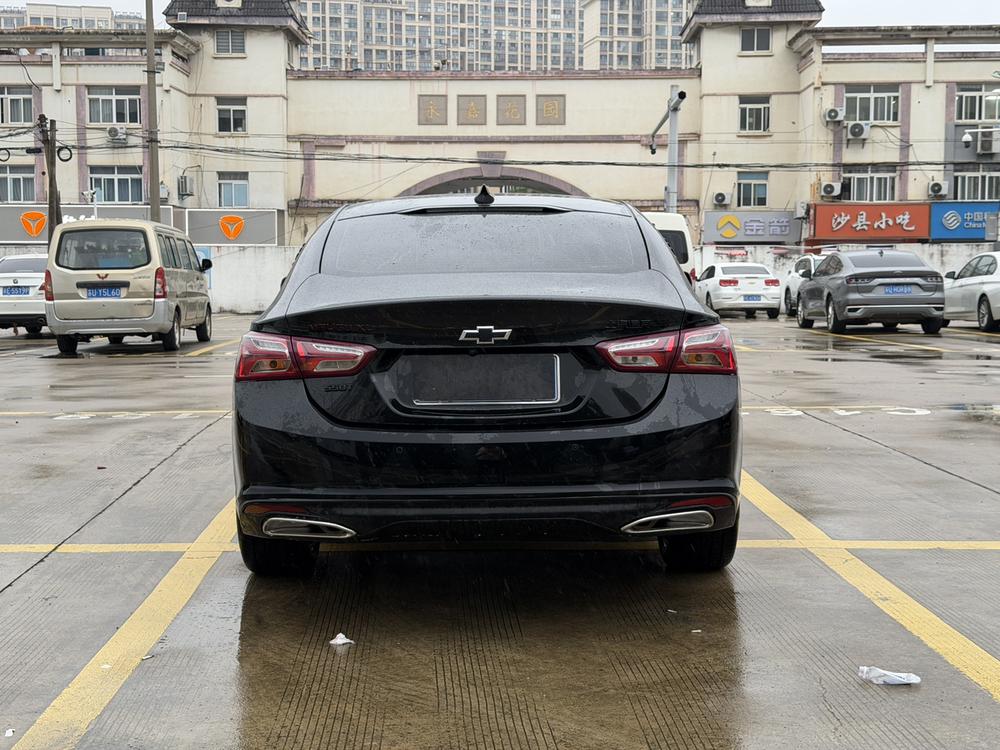 Chevrolet Malibu XL
