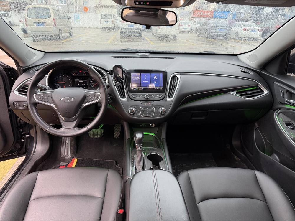 Chevrolet Malibu XL