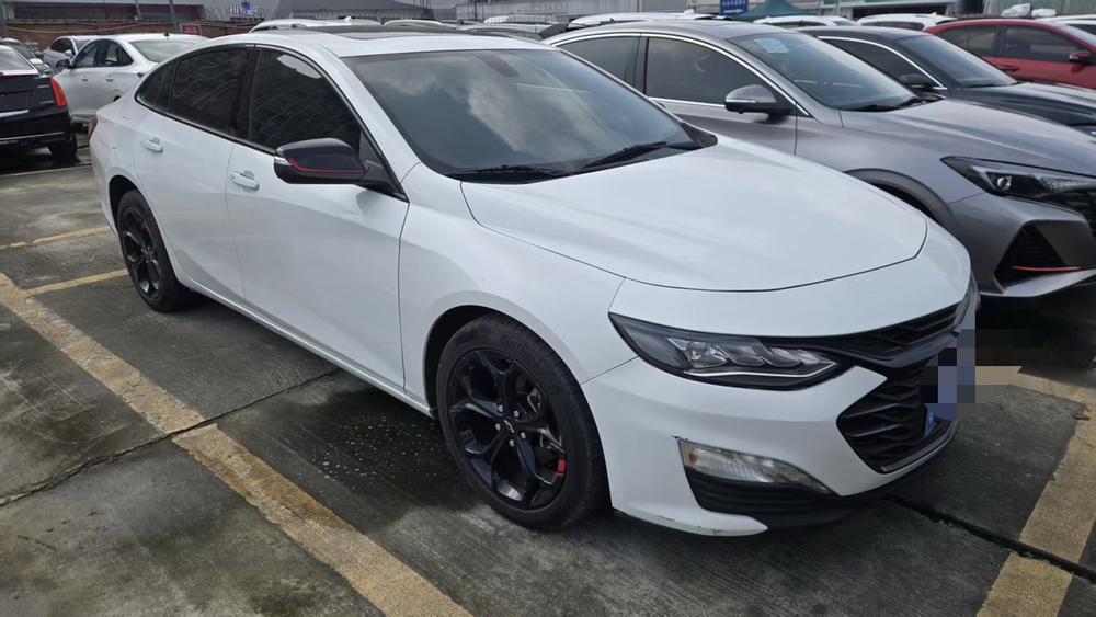 Chevrolet Malibu XL