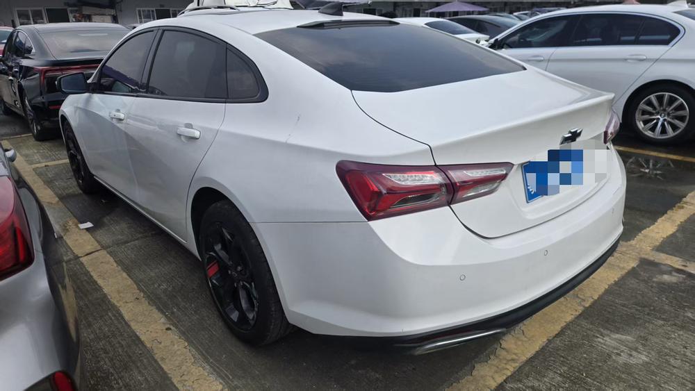 Chevrolet Malibu XL