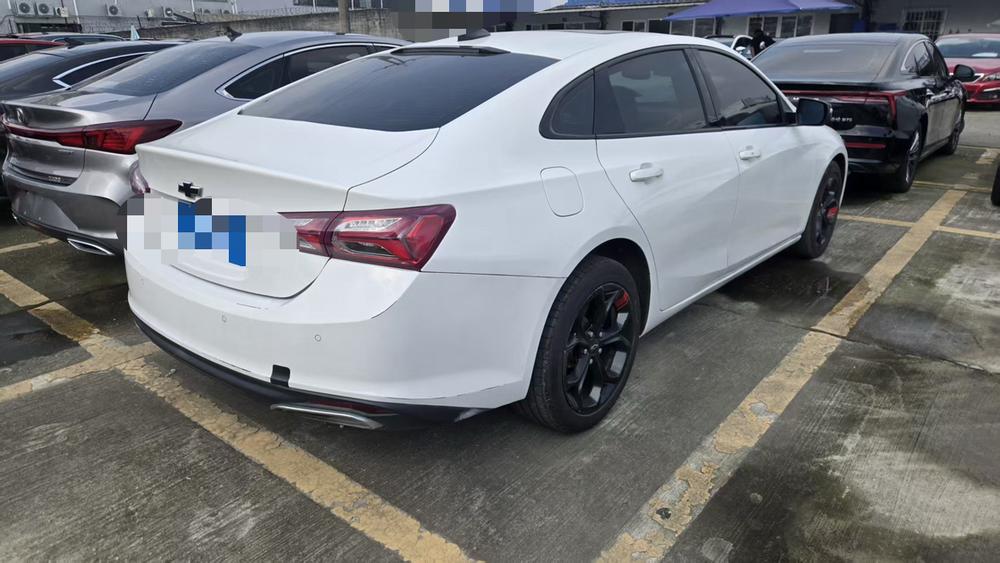 Chevrolet Malibu XL