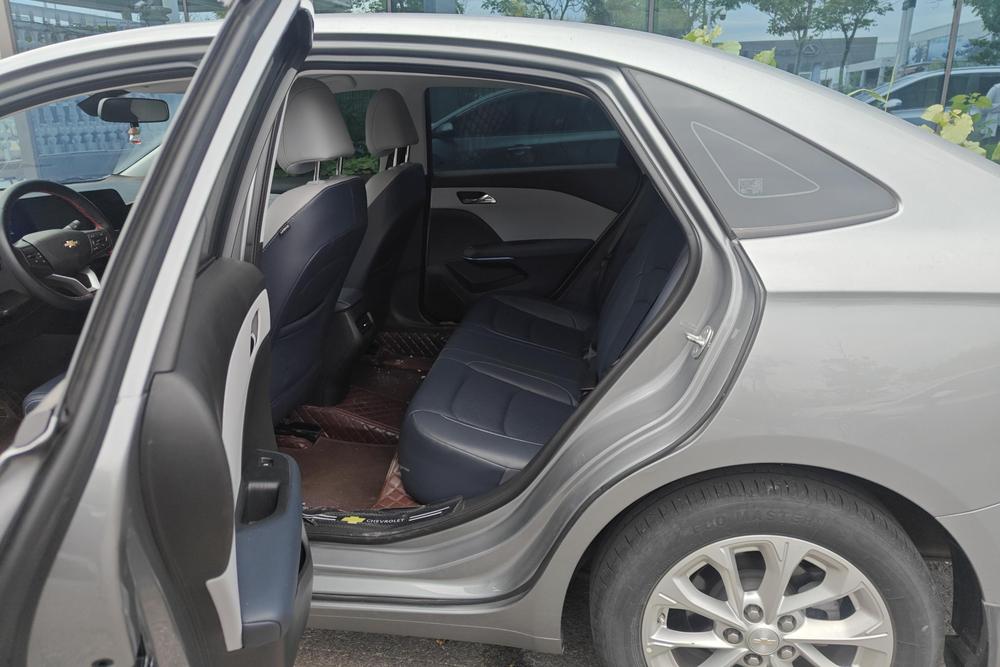 Chevrolet Monza