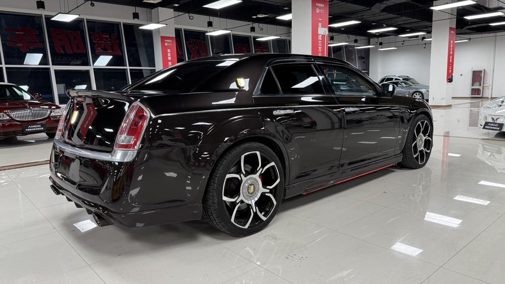 Chrysler Chrysler 300C (Import)