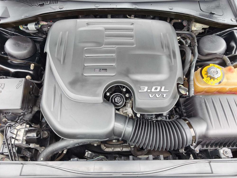 Chrysler Chrysler 300C (Import)