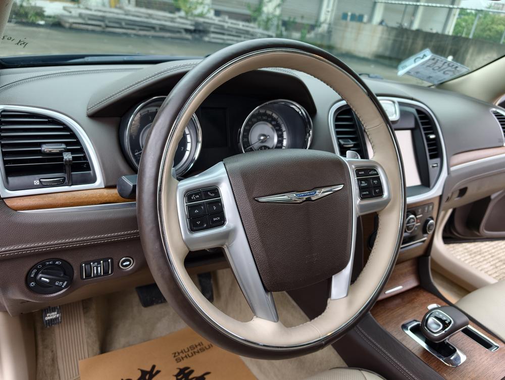 Chrysler Chrysler 300C (Import)