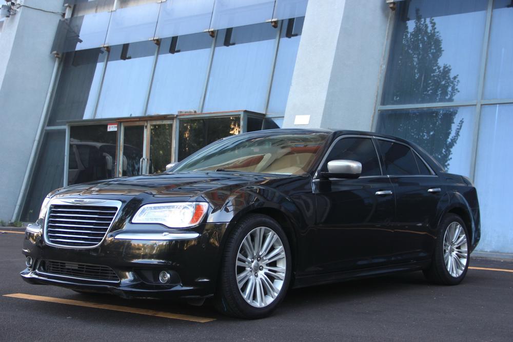 Chrysler Chrysler 300C (Import)