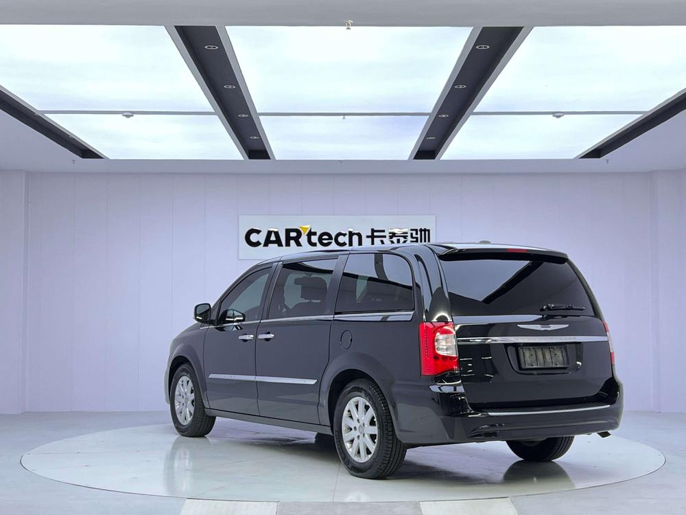 Chrysler Grand Voyager (Import)