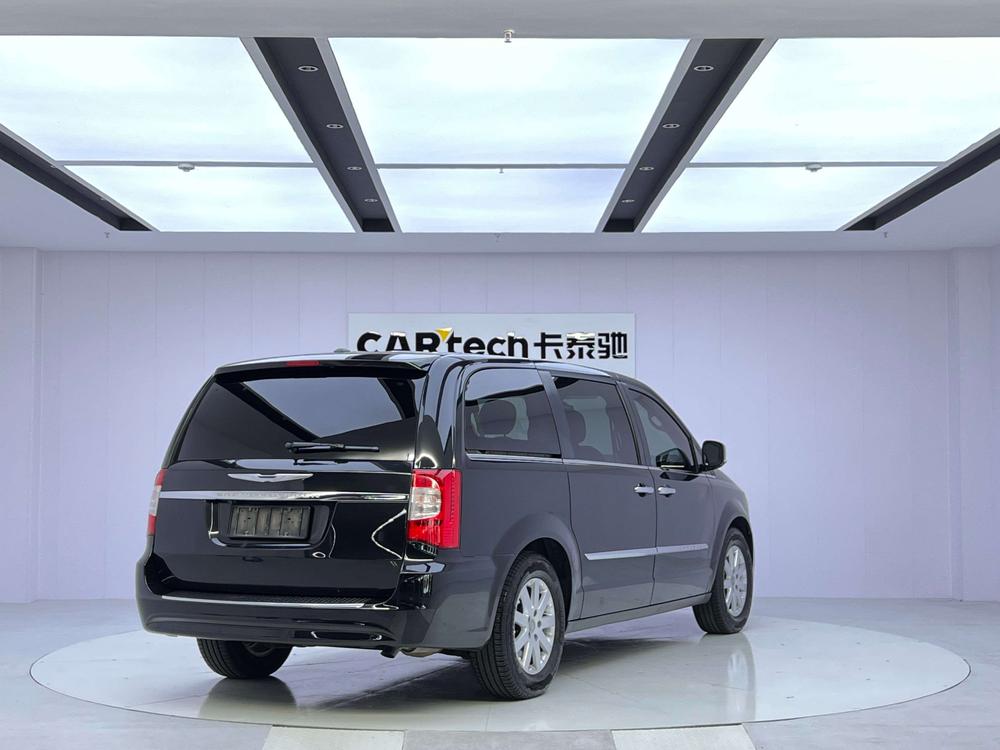 Chrysler Grand Voyager (Import)