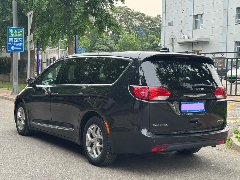 Chrysler Grand Voyager (Import)