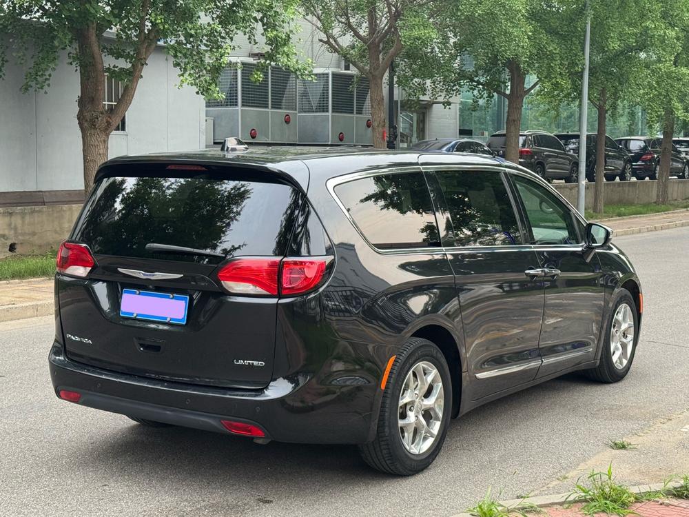 Chrysler Grand Voyager (Import)